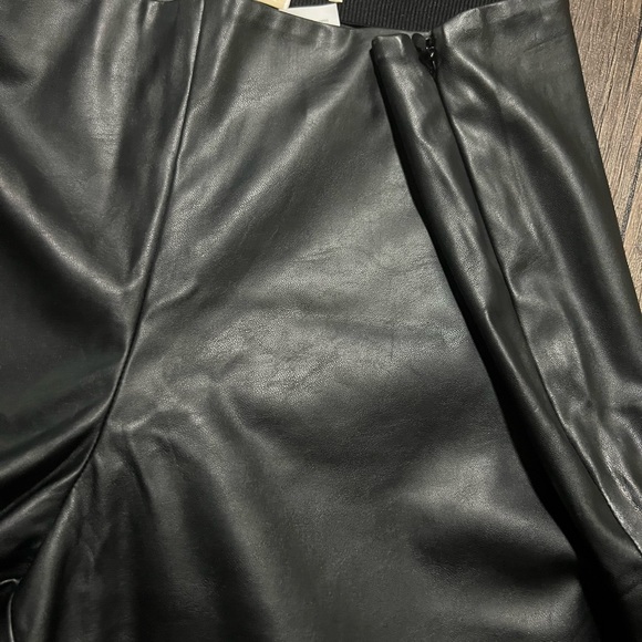 MICHAEL KORS Stretch Faux Leather Leggings Size 14 Black with TAG - Picture 5 of 6
